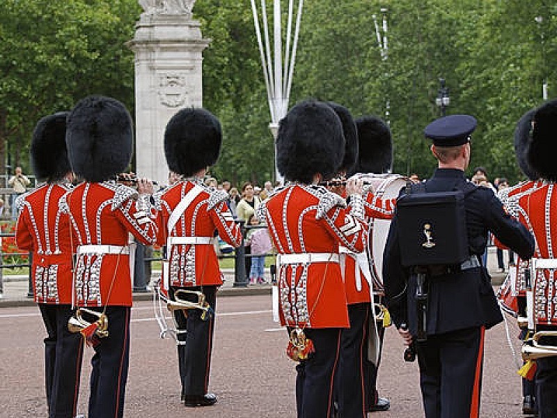 Visite du Royal London avec relève de la garde