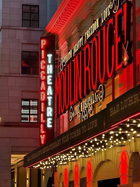 Comédies musicales – Découvrez et réservez des billets officiels pour les meilleurs spectacles