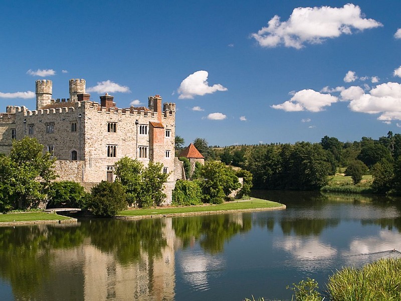 Leeds Castle, Canterbury Cathedral and Dover