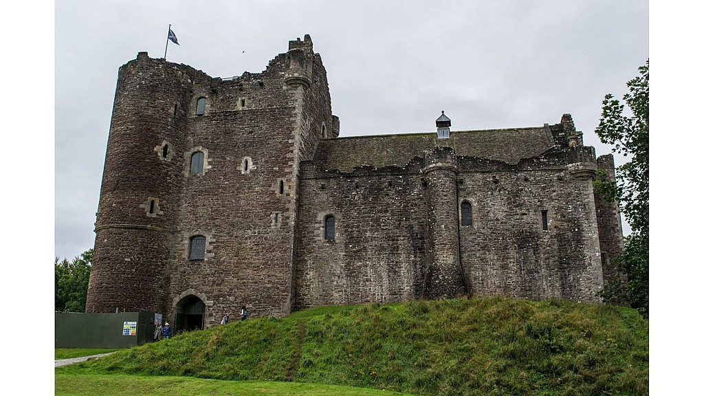 Outlander Film Locations Day Tour from Edinburgh