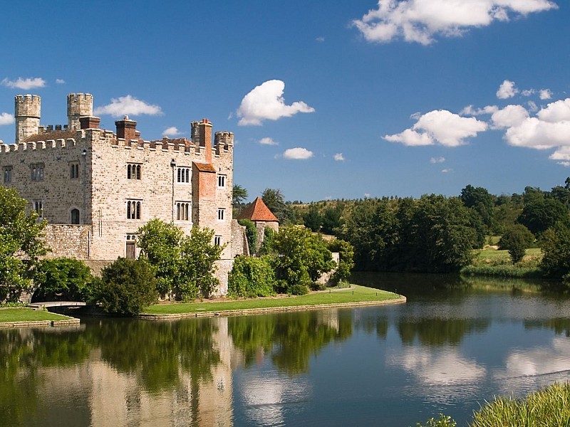Leeds Castle, Canterbury Cathedral & Dover - Spanish