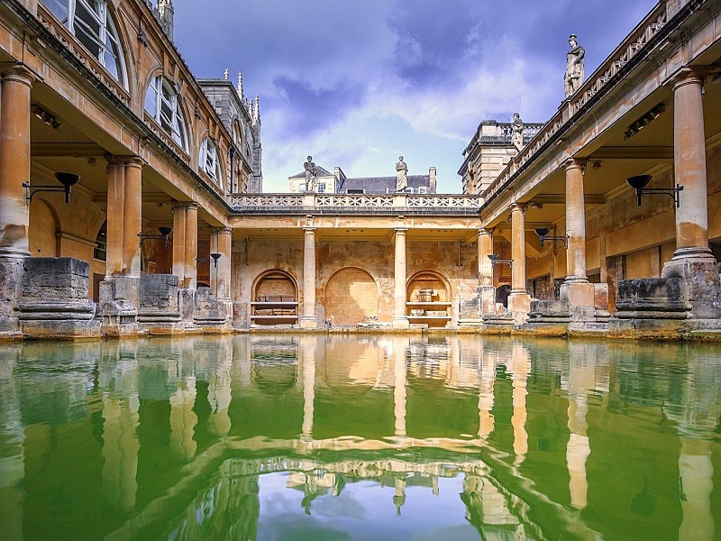 Bath and Stonehenge Small Group tour - including cream tea