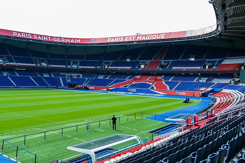 Paris Saint-Germain v RC Strasbourg Alsace
