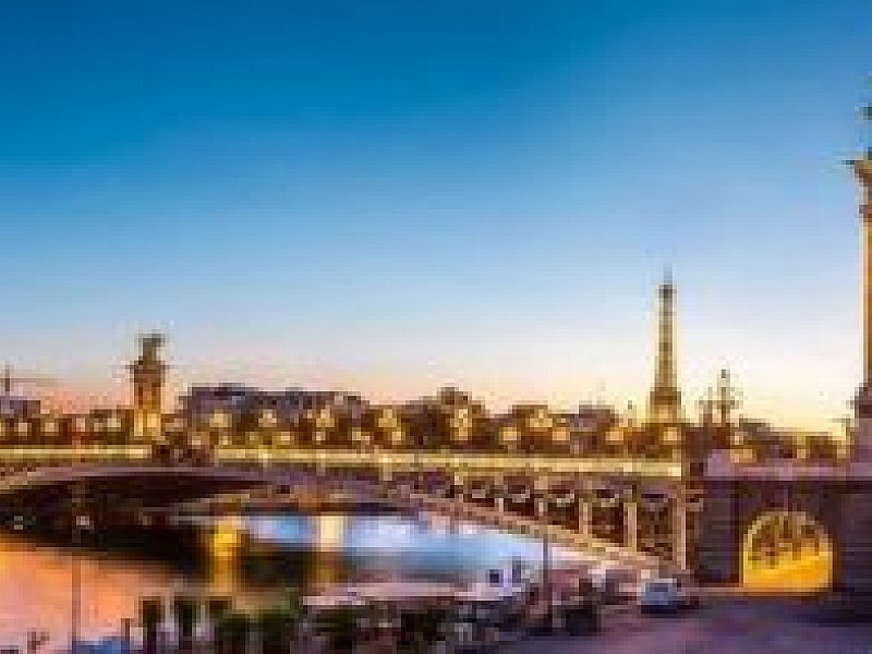 The Magic of Paris - Standard Premier