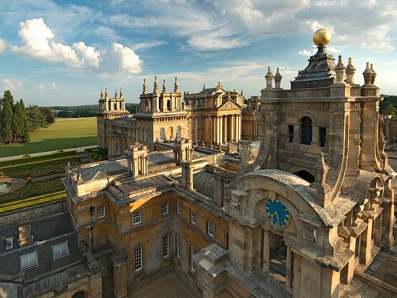 Blenheim Palace, Downton Abbey Village & The Cotswolds
