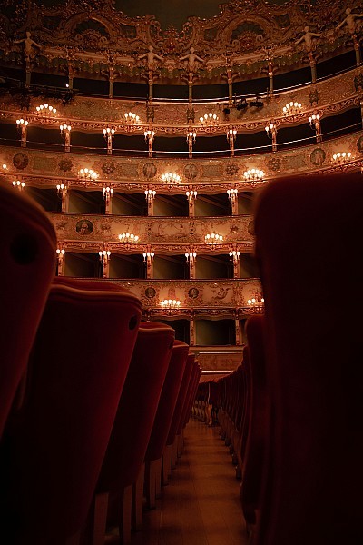 Meilleurs billets pour le théâtre, les comédies musicales, le ballet, les concerts et l'opéra